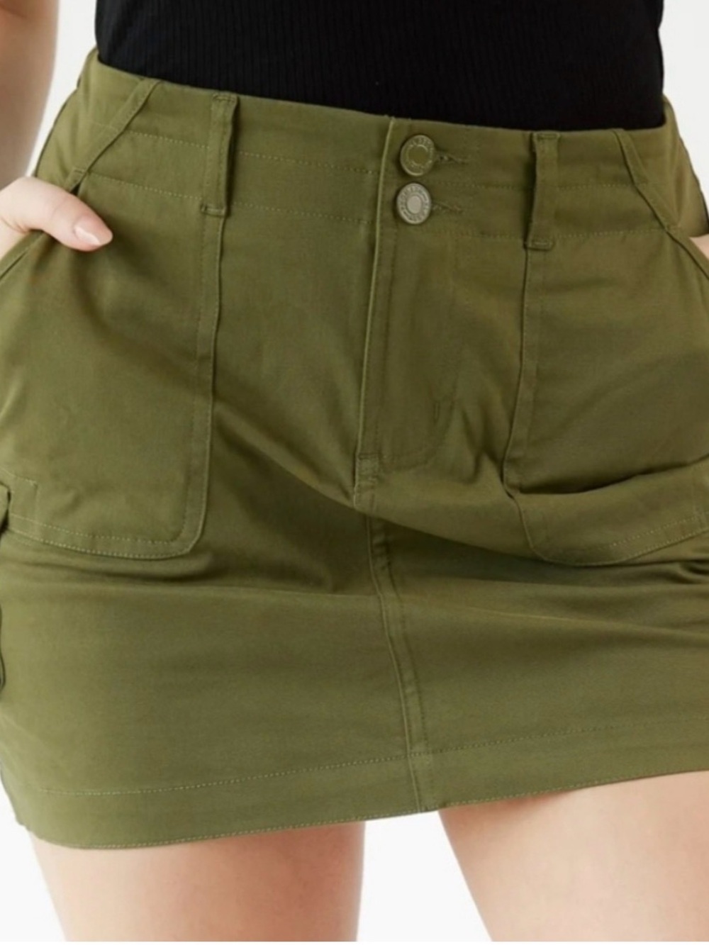 Klassy Network: Cargo Skort 2XL